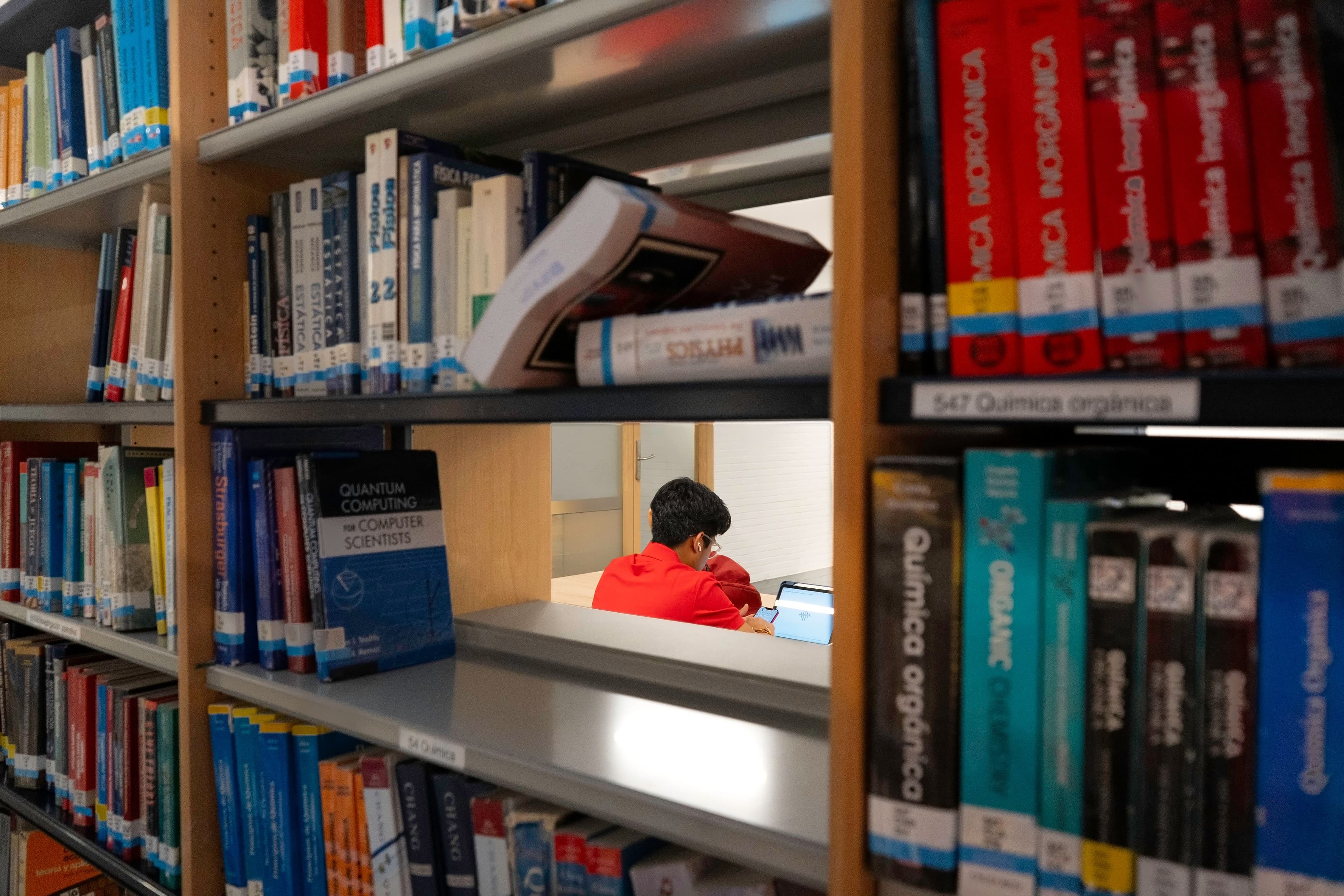 Máster de Formación Permanente en Ejercicio Físico y Abordaje Integral en Oncología - Postgrados Universidad Francisco de Vitoria Bibliotecas y zonas de estudio Máster de Formación Permanente en Ejercicio Físico y Abordaje Integral en Oncología - Postgrados Universidad Francisco de Vitoria Estudiar en Universidad Privada Madrid
