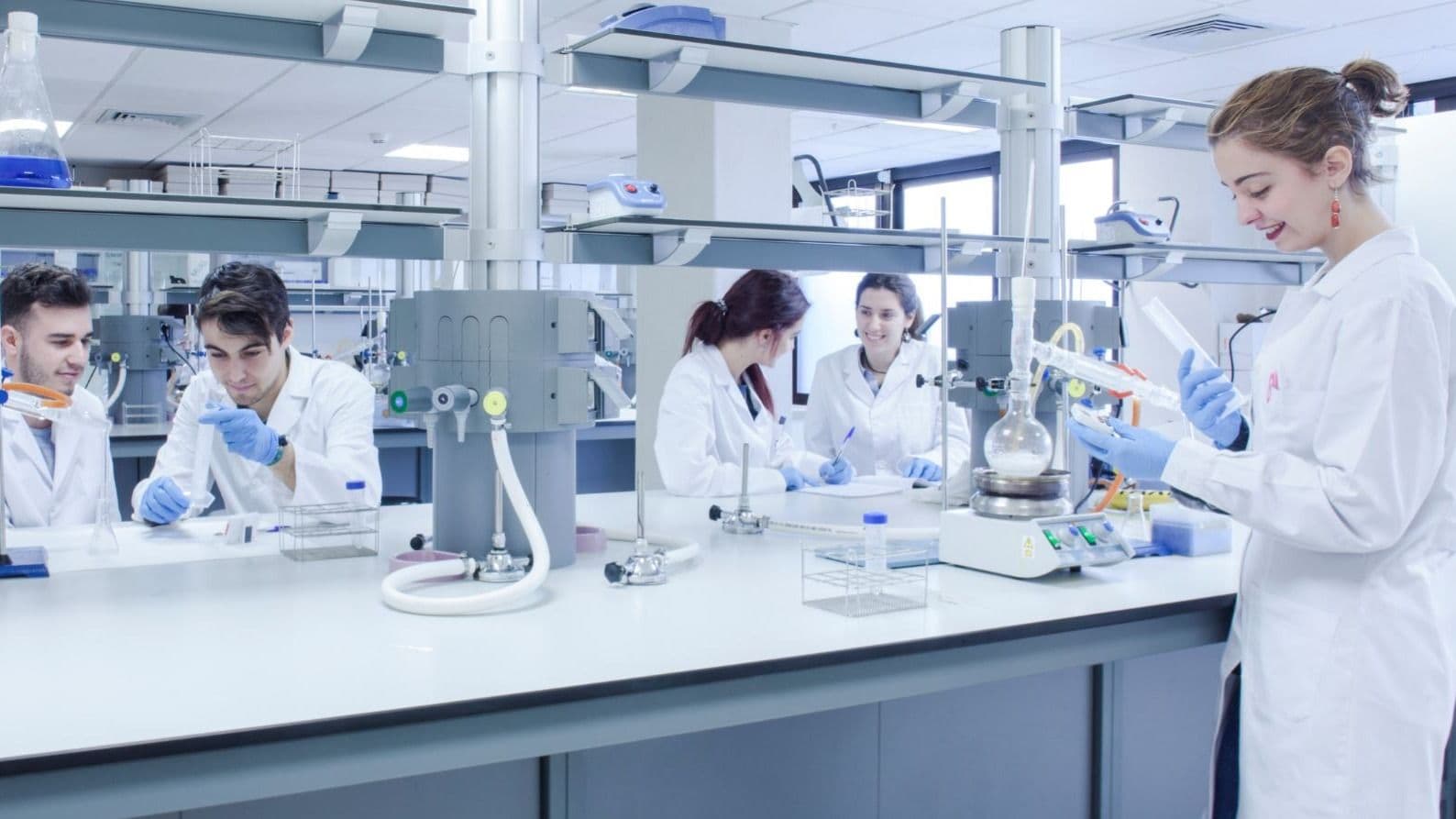 Grado en Genética Madrid ▷ Carrera de Genética M11_Hero título_Genética Grado en Genética Madrid ▷ Carrera de Genética Estudiar en Universidad Privada Madrid