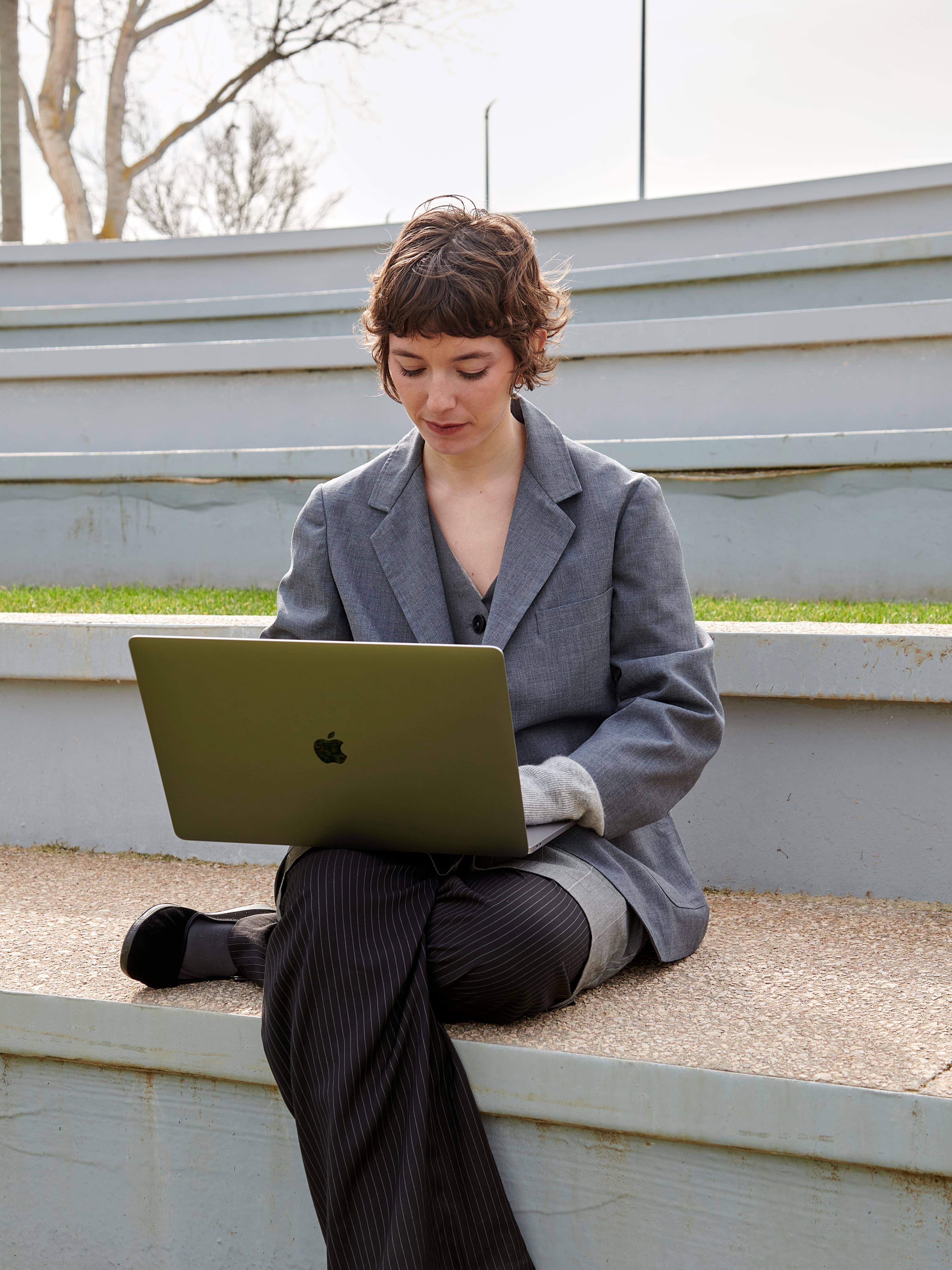 Grado Humanidades Online ▷ Estudiar Humanidades a Distancia M21_Vertical_ContentText1_Humanidades Grado Humanidades Online ▷ Estudiar Humanidades a Distancia Estudiar en Universidad Privada Madrid