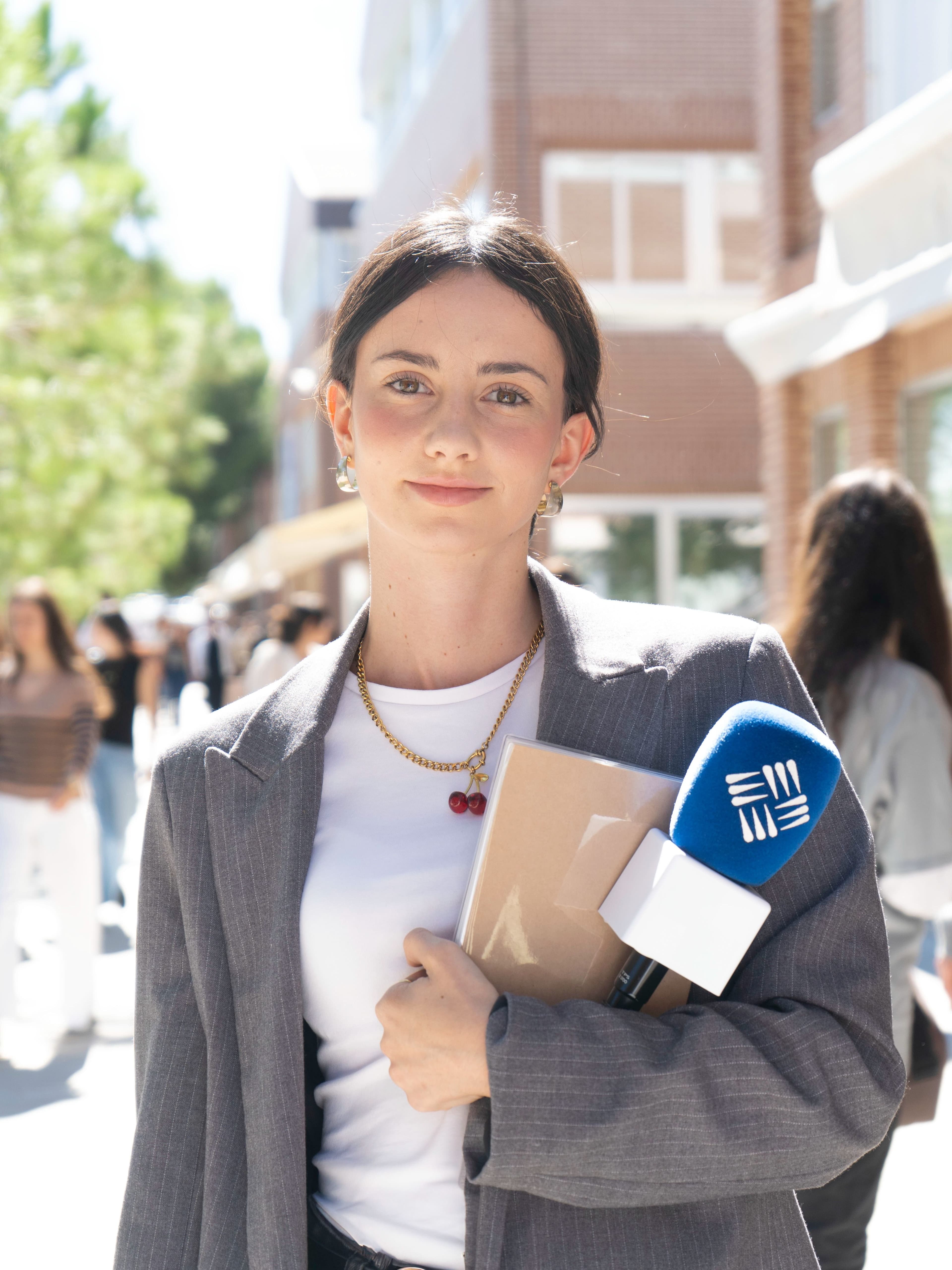 Grado Periodismo Deportivo en Madrid ▷ Estudiar Carrera de Periodismo en España M21_Vertical_ContentText1_Periodismo Grado Periodismo Deportivo en Madrid ▷ Estudiar Carrera de Periodismo en España Estudiar en Universidad Privada Madrid