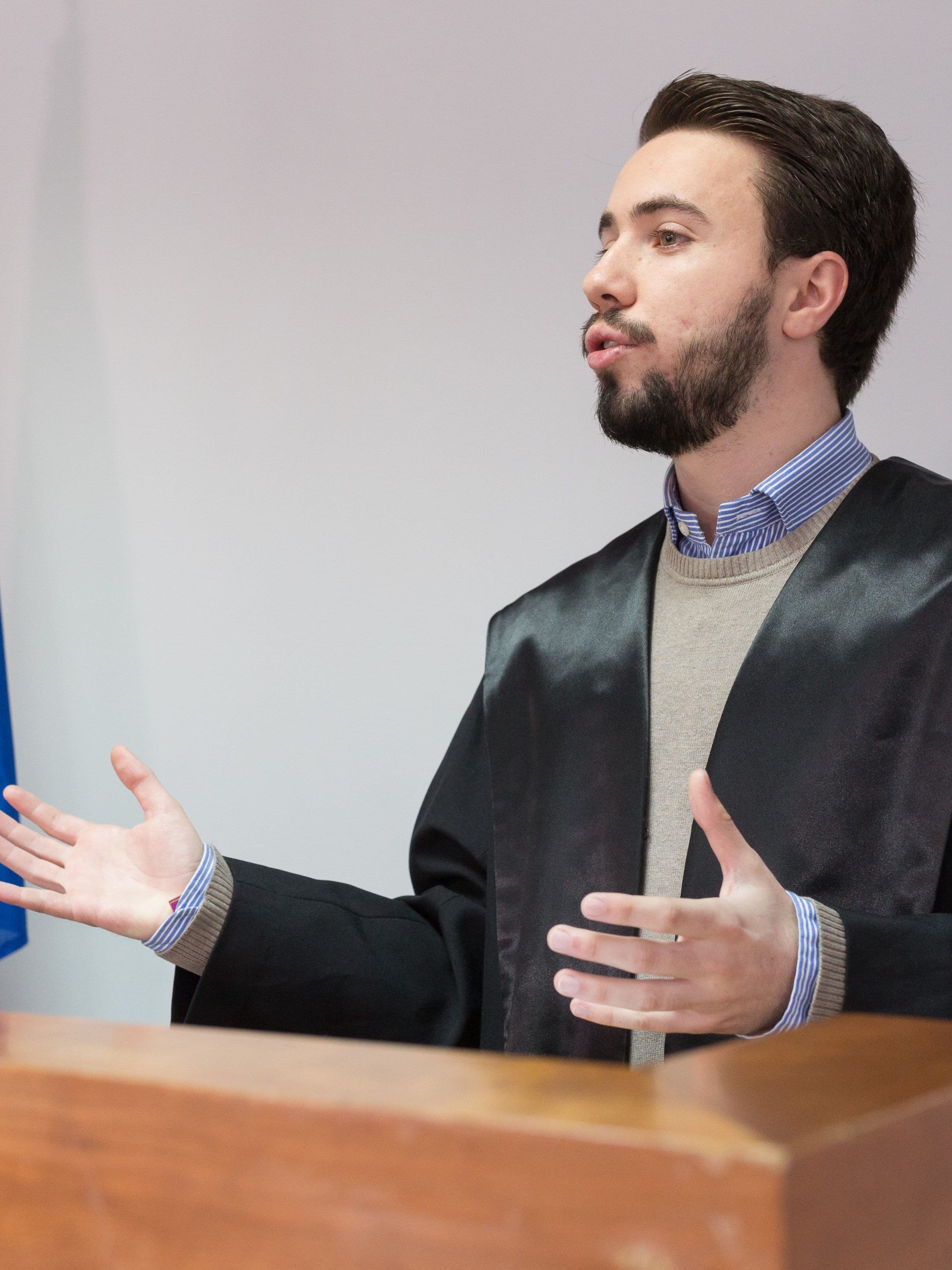 Estudiar Doble Grado Derecho + International Business Management (IBM) en Madrid M21_Vertical_ContentText2_Derecho IBM Estudiar Doble Grado Derecho + International Business Management (IBM) en Madrid Estudiar en Universidad Privada Madrid