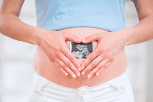 Una investigación en la que participa la UFV logra predecir la preeclampsia, una complicación peligrosa del embarazo | UFV 230714_materno-fetal-300x200 Una investigación en la que participa la UFV logra predecir la preeclampsia, una complicación peligrosa del embarazo | UFV Estudiar en Universidad Privada Madrid