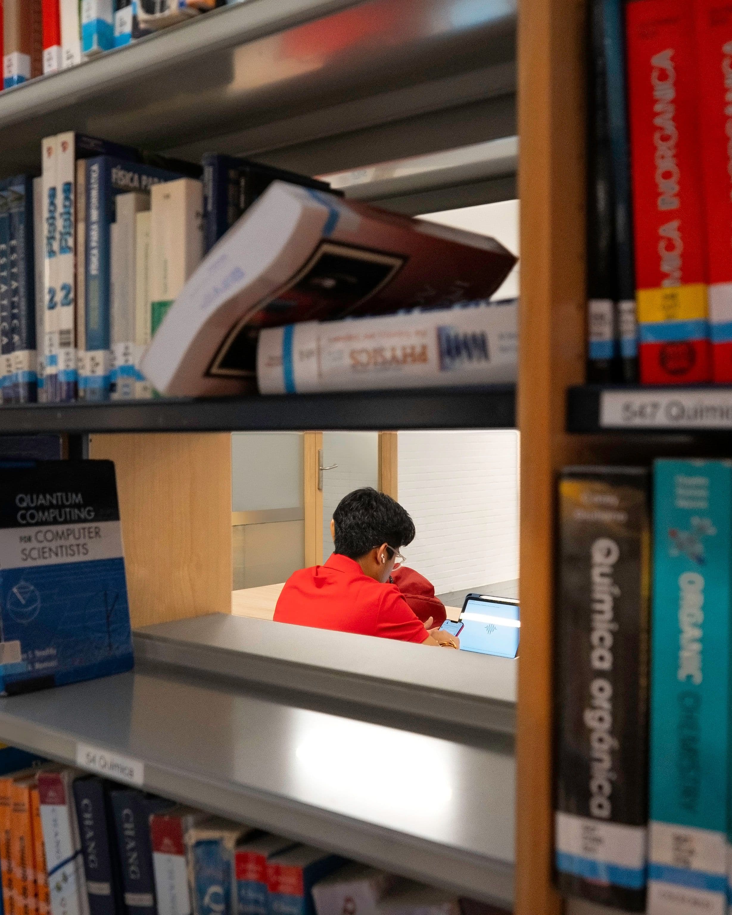 Máster Universitario en Humanidades - Postgrados Universidad Francisco de Vitoria Bibliotecas y zonas de estudio Máster Universitario en Humanidades - Postgrados Universidad Francisco de Vitoria Estudiar en Universidad Privada Madrid