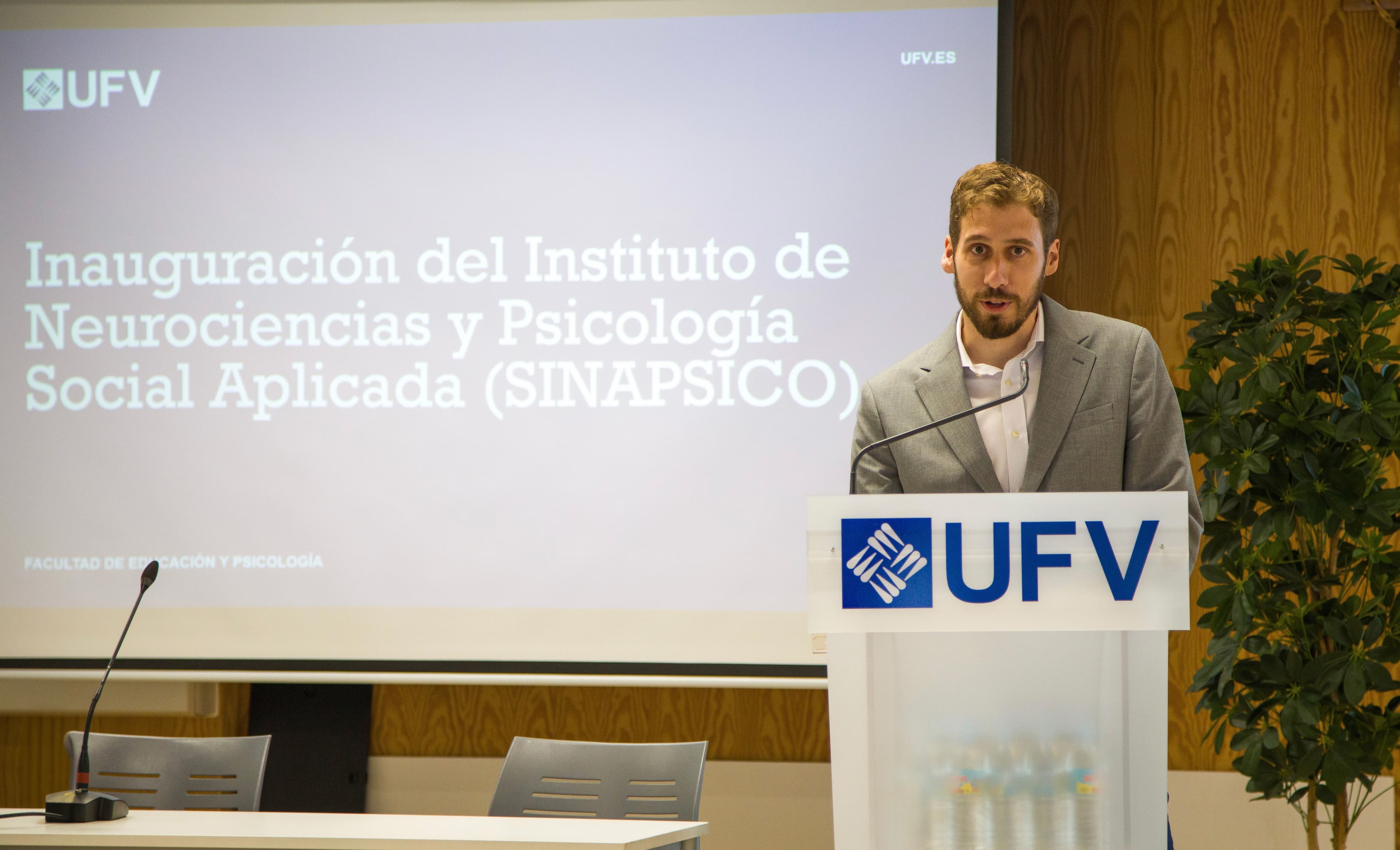 José Luis Gómez y Gloria Claudio participan en el Fórum Internacional sobre Sostenibilidad y Economía Circular | UFV IMG_5316 José Luis Gómez y Gloria Claudio participan en el Fórum Internacional sobre Sostenibilidad y Economía Circular | UFV Estudiar en Universidad Privada Madrid