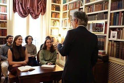 Pedagogo y Pedagoga, ¿Qué es y cuáles son sus funciones? Imagen1sdfsdfsf Pedagogo y Pedagoga, ¿Qué es y cuáles son sus funciones? Estudiar en Universidad Privada Madrid