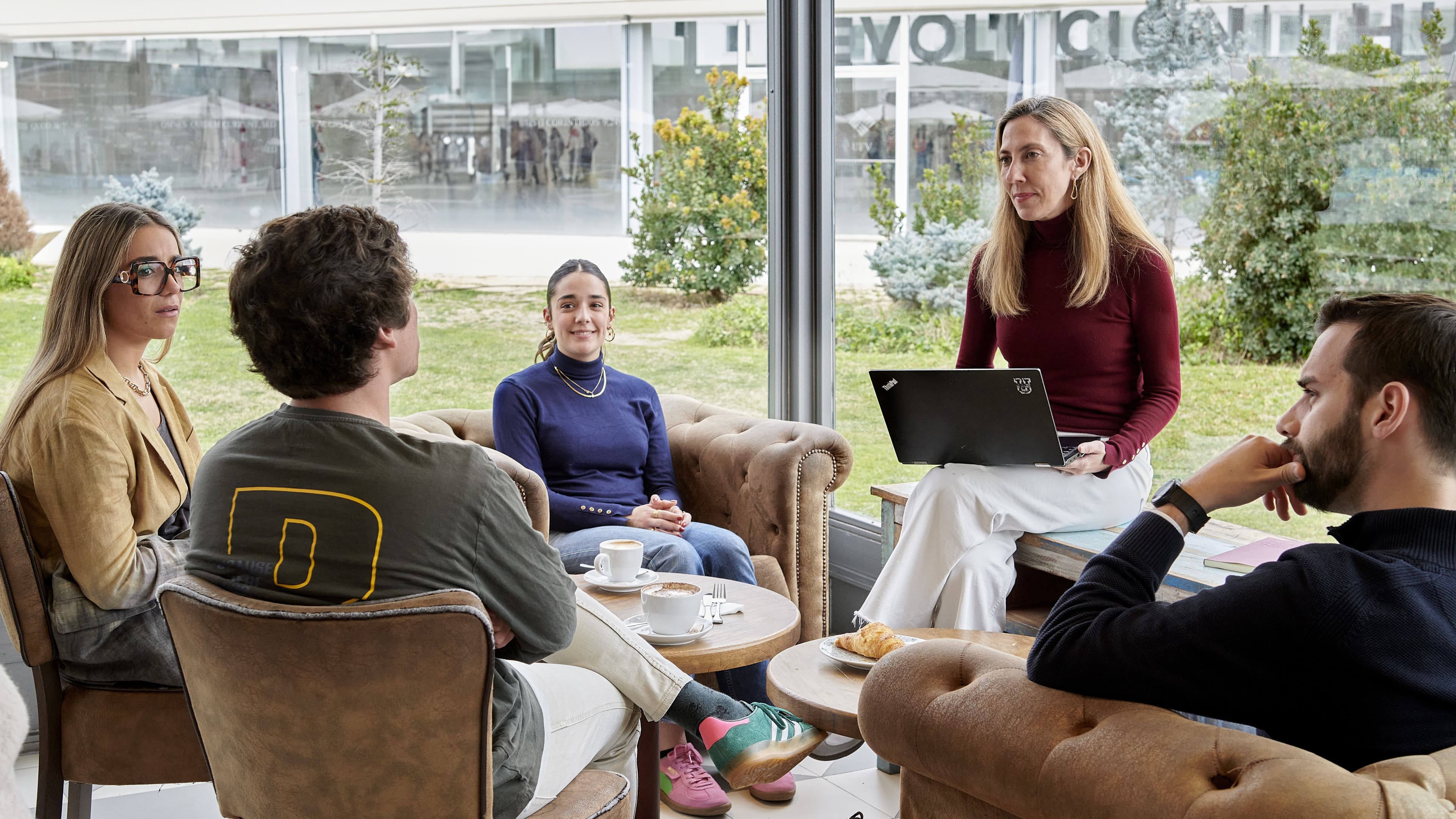 Double Degree in Business Administration and Marketing M11_Hero título_ADE y Psicología Double Degree in Business Administration and Marketing Study at the Universidad Privada Madrid