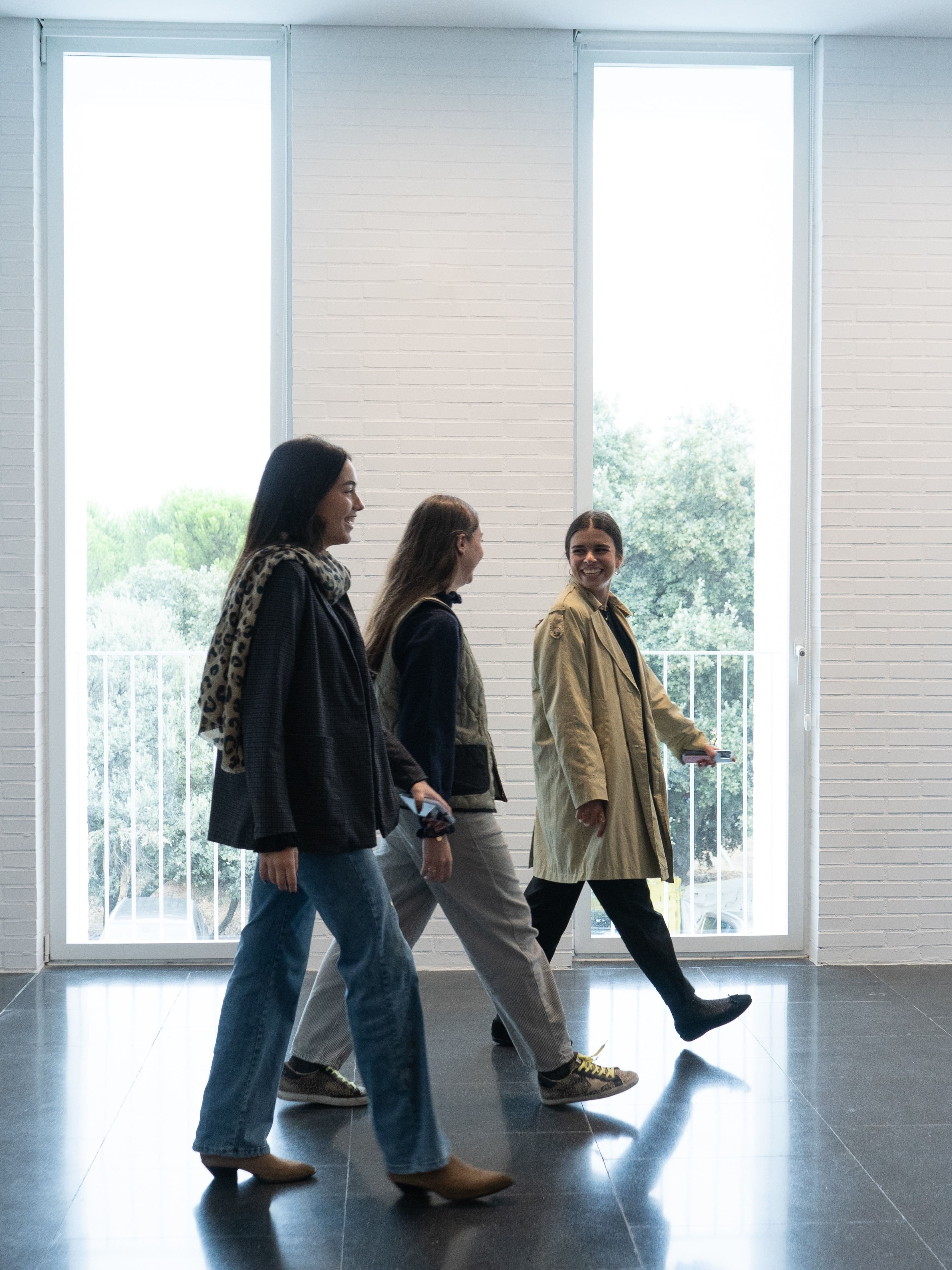 Double Degree in International Relations and Economics ▷ IR + FPE M21_Vertical_ContentText1_RRII+Filosofía,PolíticayEconomía Double Degree in International Relations and Economics ▷ IR + FPE Study at the Universidad Privada Madrid