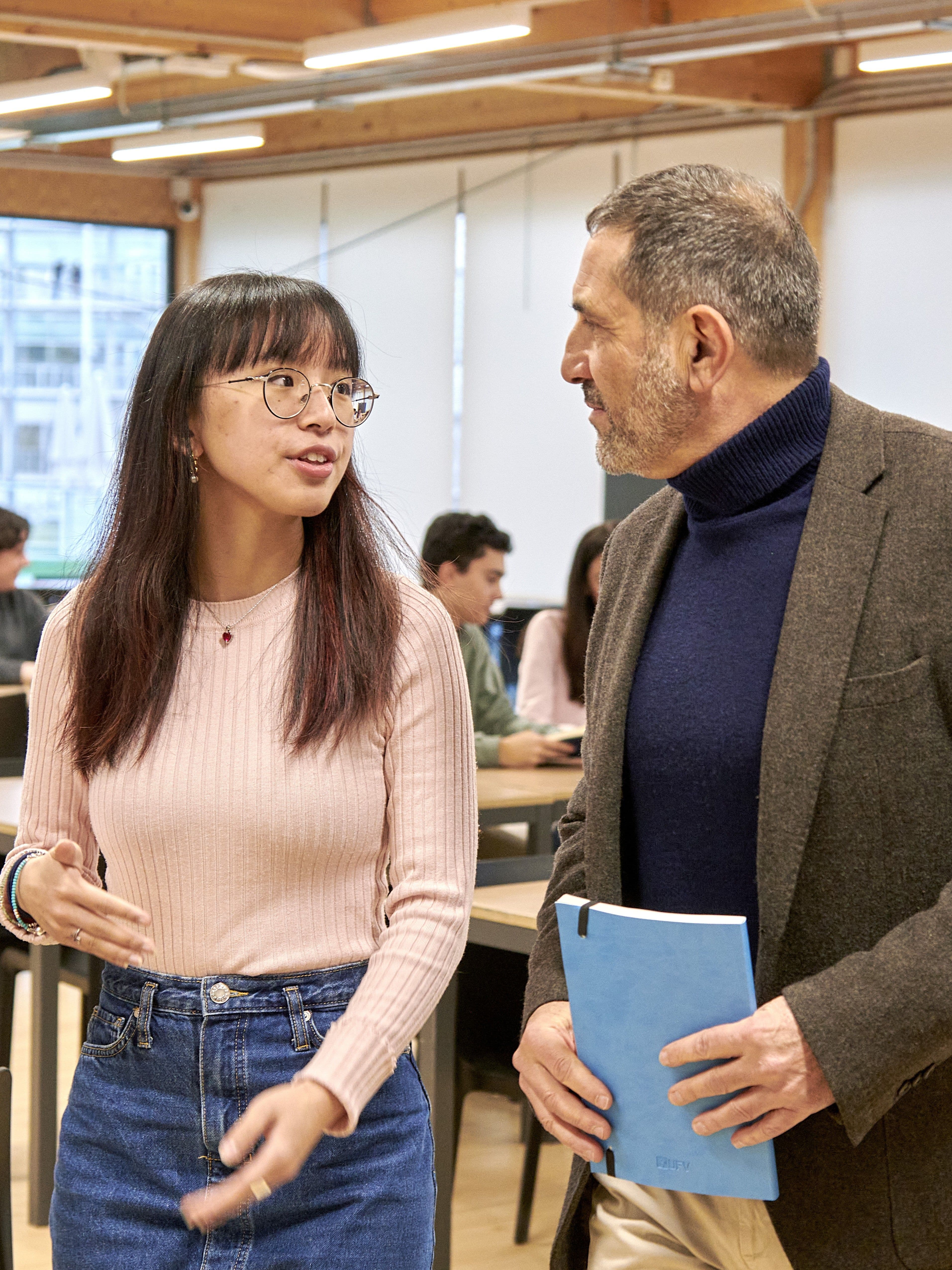 Doble Grado Análisis de Datos + IBM Madrid ▷ ADE y Business Analytics M21_Vertical_Content text1_Derecho Doble Grado Análisis de Datos + IBM Madrid ▷ ADE y Business Analytics Estudiar en Universidad Privada Madrid