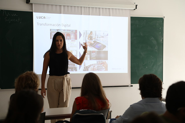 151019 3 La Cátedra Telefónica UFV introduce el Big Data y la Data Science en los alumnos de Ingeniería Informática Estudiar en Universidad Privada Madrid