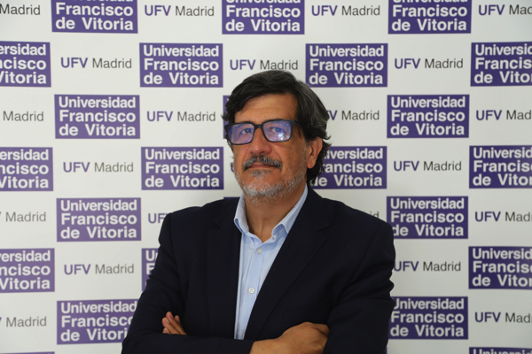 Angel Barahona Ángel Barahona, director del departamento de Humanidades de la UFV, alerta sobre las idolatrías en los nuevos discursos utópicos Estudiar en Universidad Privada Madrid