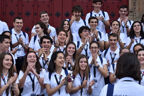 Becas europa seleccionados Seleccionados los 50 estudiantes más brillantes de España para Becas Europa XV Estudiar en Universidad Privada Madrid