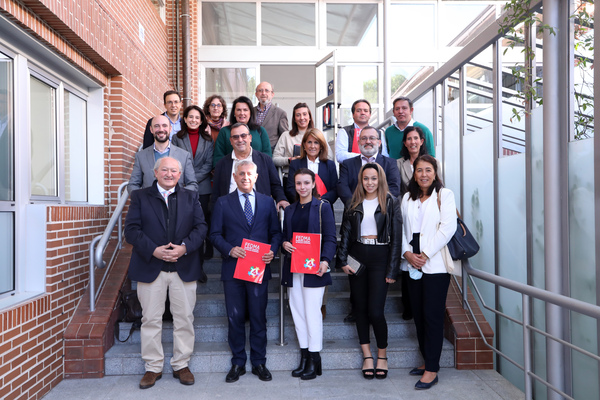 Coloquio FEDEMA grupo 1 1 La UFV acoge el coloquio Ideas estrategia para la defensa de la familia de la Federación Madrileña de Familias Numerosas Estudiar en Universidad Privada Madrid