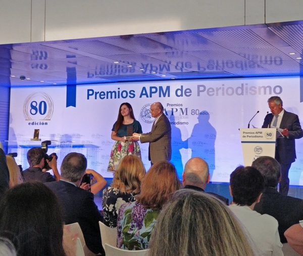 D9gHWPAWsAEJEFX e1561117717405 La Asociación de la Prensa de Madrid ha reconocido a Blanca Pou, alumni UFV, con el Premio APM a la Periodista Joven del Año 2018 Estudiar en Universidad Privada Madrid