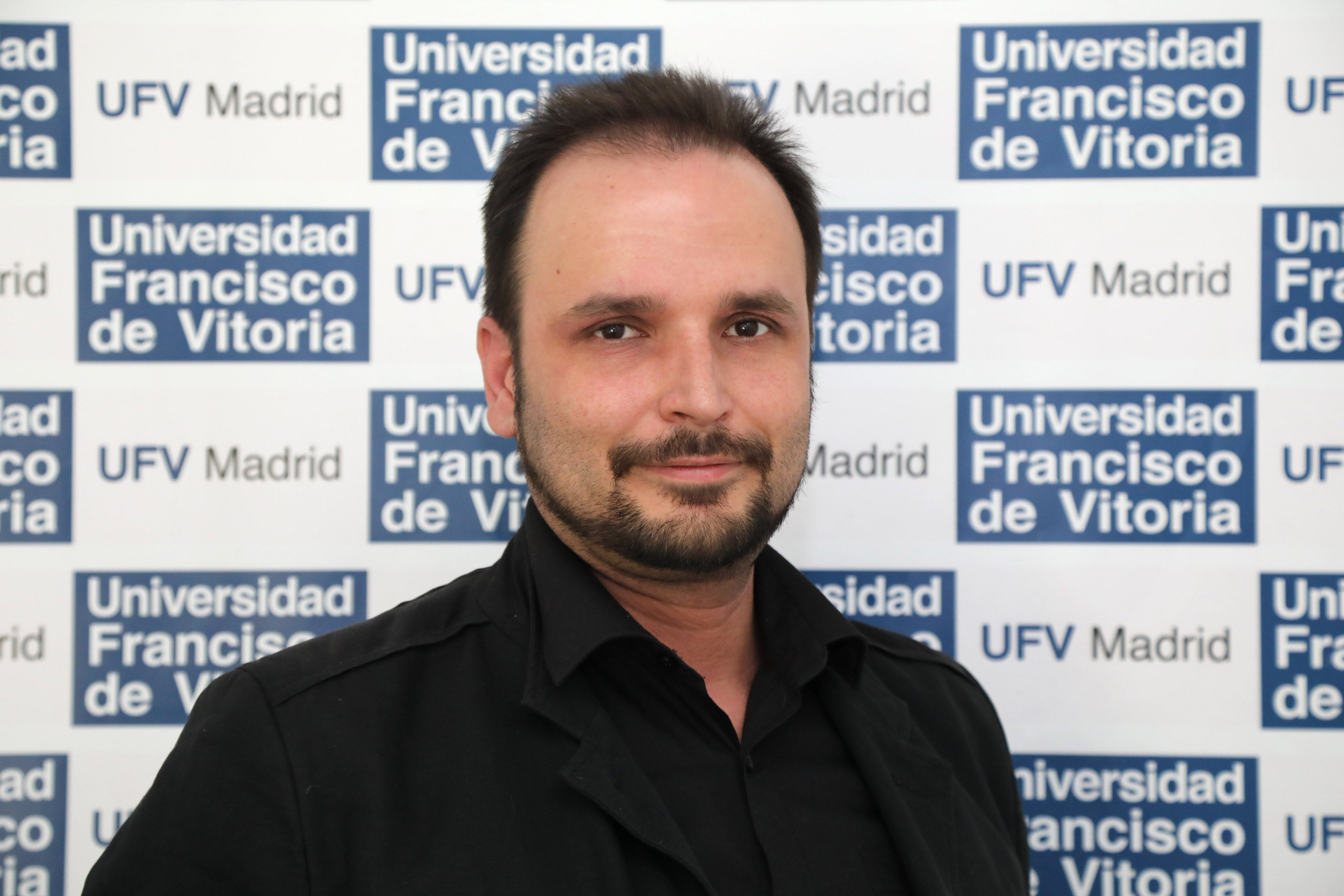 Daniel Mendez 300x200 Daniel Méndez, profesor del Grado en Comunicación Audiovisual, dará una charla a cerca de las Geotecnologías para el Patrimonio Cultural Estudiar en Universidad Privada Madrid