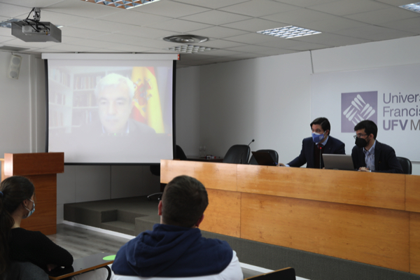 Encuentro con Luis Garicano Luis Garicano, eurodiputado de Ciudadanos, participa en el coloquio de la Sociedad de Estudios Políticos UFV Estudiar en Universidad Privada Madrid