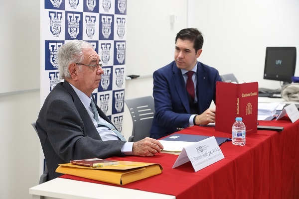 IMG 0340 Ramón Rodríguez Arribas, ex vicepresidente del Tribunal Constitucional, charló con los alumnos de Derecho de la UFV Estudiar en Universidad Privada Madrid