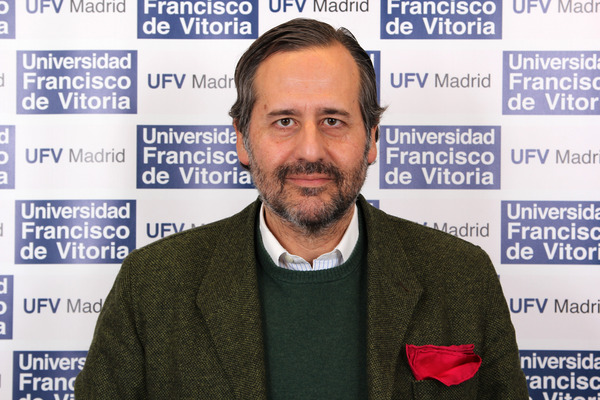 Jesus Sanchez Cotobal 1 Jesús Sánchez Cotobal, profesor de la UFV, imparte una clase magistral en la Universidad Finis Terrae de Santiago de Chile Estudiar en Universidad Privada Madrid