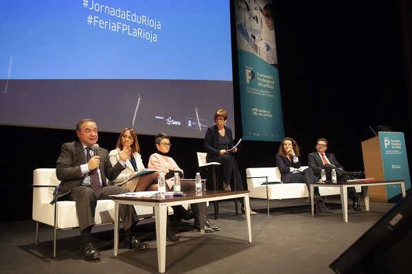 MG 1000  Eduardo Avello, Director de CETYS, participa en la mesa redonda Tendencias en Empleo y Formación: Revolucionando la Formación Profesional Estudiar en Universidad Privada Madrid