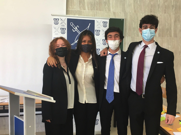 SEMIFINALES EQUIPO SAFA La UFV subcampeona y semifinalista de los torneos de debate, BP Aquinas Roncalli y Safa Estudiar en Universidad Privada Madrid