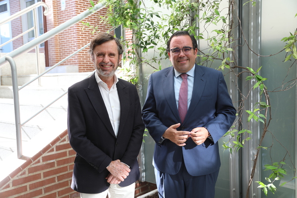 alcalde boadilla ufv 1 La UFV recibe la visita del Ayuntamiento de Boadilla del Monte | Noticias de Actualidad UFV Estudiar en Universidad Privada Madrid