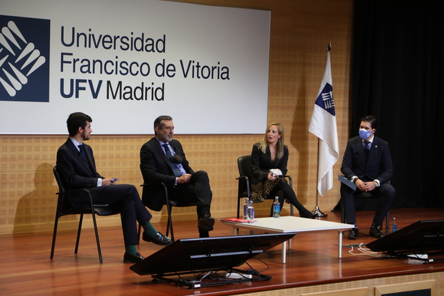 enrique lopez ufv 1 Enrique López, consejero de Justicia e Interior de la Comunidad de Madrid, visita la UFV en el marco de las conferencias de la Sociedad de Estudios Políticos Estudiar en Universidad Privada Madrid