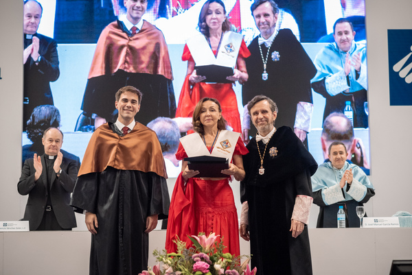 esther k ufv El Colegio Mayor Francisco de Vitoria celebra el Acto de Clausura del curso 2021 2022 en su 15 aniversario | Noticias de Actualidad UFV Estudiar en Universidad Privada Madrid