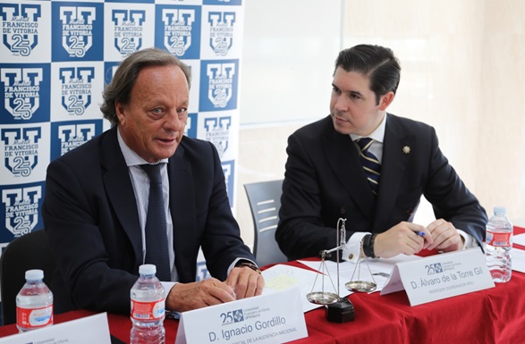 gordillo alvaro de la torre El abogado y ex fiscal de la Audiencia Nacional Ignacio Gordillo, visita la UFV para hablar del Procès Estudiar en Universidad Privada Madrid