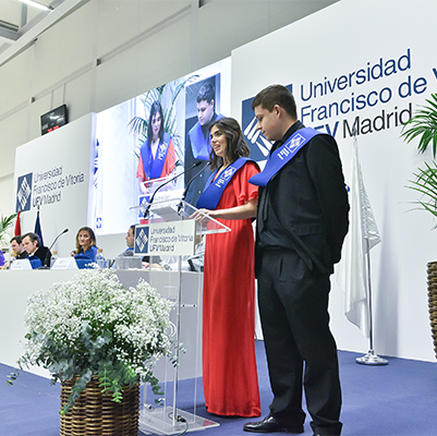 graduacion experimentales 11 401x400 1 CURSO 2019   2020 Estudiar en Universidad Privada Madrid