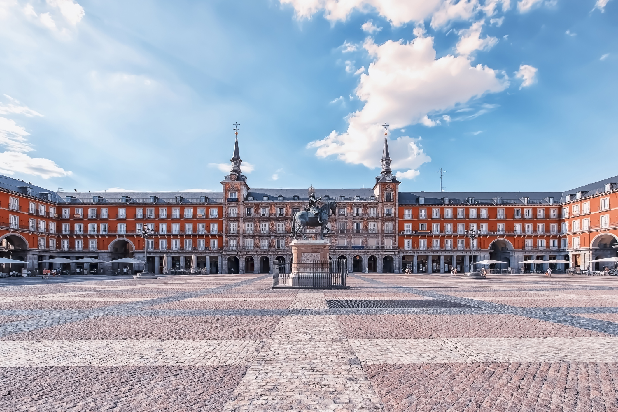 GettyImages 1317090704 LIVING IN MADRID Estudiar en Universidad Privada Madrid