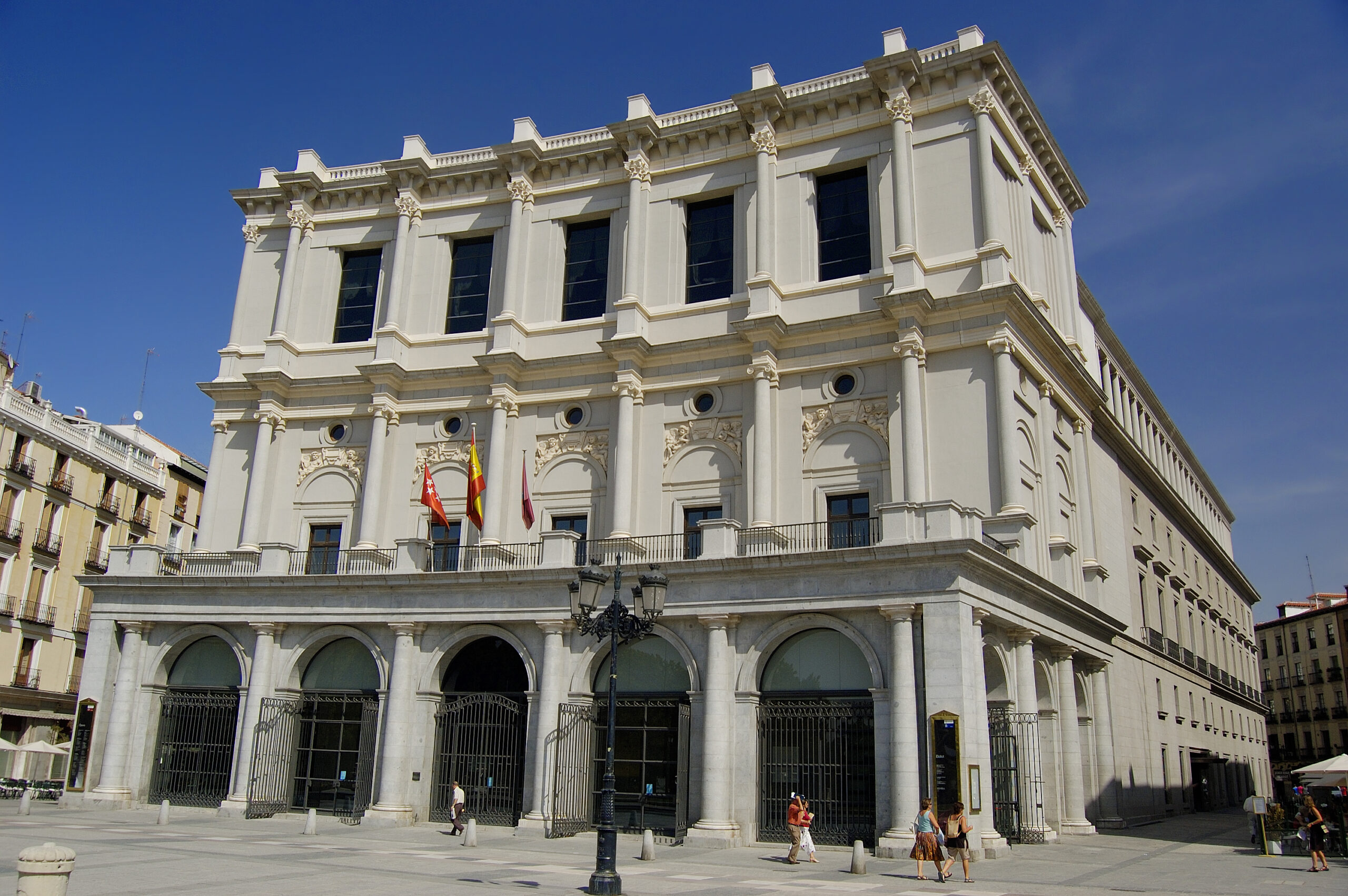 GettyImages 139975375 scaled GET TO KNOW MADRID Estudiar en Universidad Privada Madrid