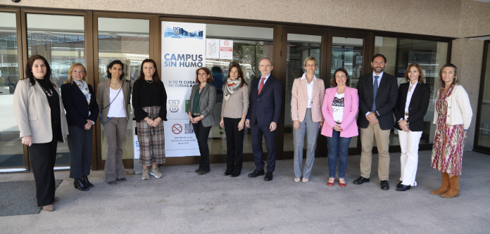 campus sin humo  La Universidad Francisco de Vitoria aspira a ser un “Campus sin humo” en colaboración de la Asociación Española contra el Cáncer | Noticias de Actualidad UFV Estudiar en Universidad Privada Madrid