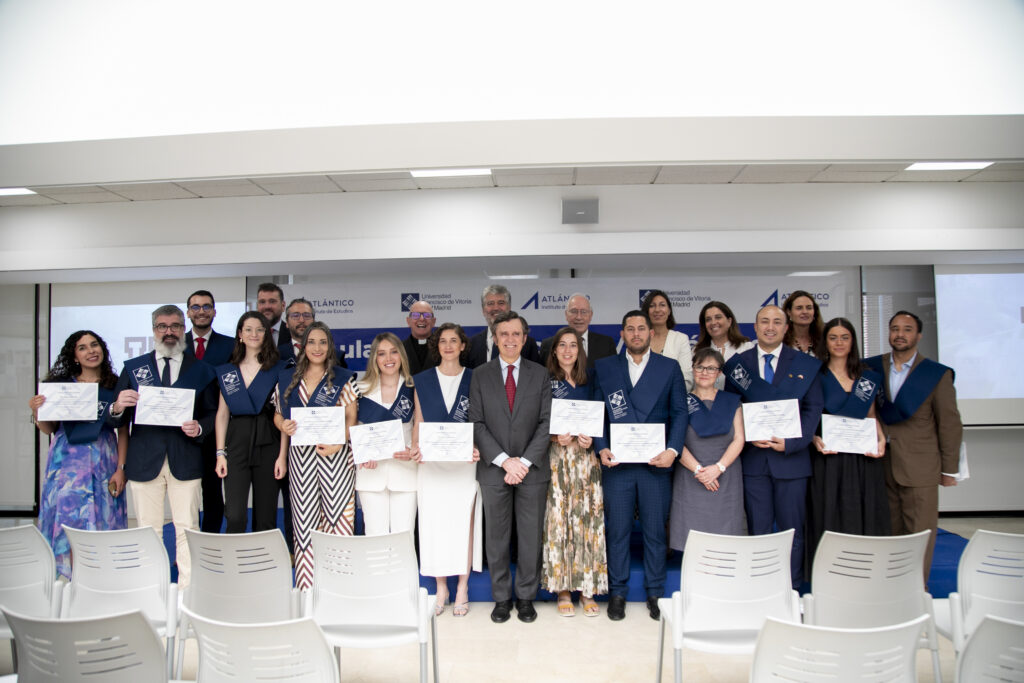 GraduacionUFV 114 1024x683 La Universidad Francisco de Vitoria celebra el acto de graduación del Máster en Acción Política del curso 22/23 | Noticias de Actualidad UFV Estudiar en Universidad Privada Madrid