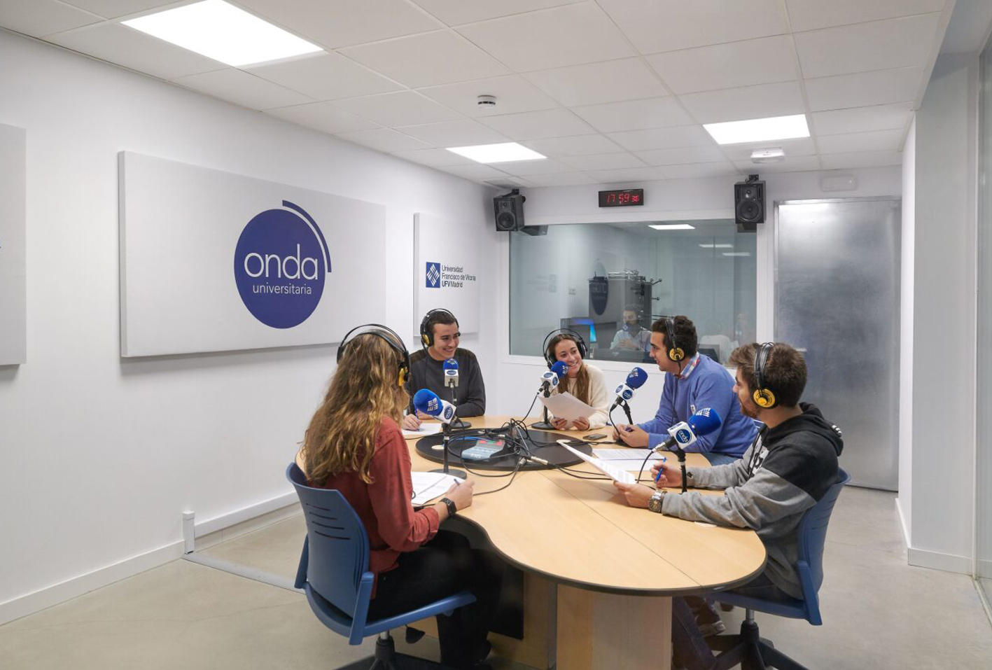 Formamos periodistas con espiritu critico Periodismo Estudiar en Universidad Privada Madrid