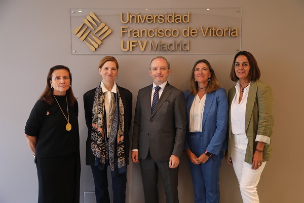 Convenio UFV LCB MD Anderson 1b La Universidad Francisco de Vitoria, Le Cordon Bleu Madrid y la Fundación MD Anderson Cancer Center España firman un convenio de colaboración para que los pacientes oncológicos puedan volver a disfrutar de la comida | Noticias de Actualidad UFV Estudiar en Universidad Privada Madrid