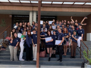 ENTREGA DIPLOMAS FIN DE CURSO 22 23 ACTIVIDADES 300x225 Grupo de teatro Estudiar en Universidad Privada Madrid