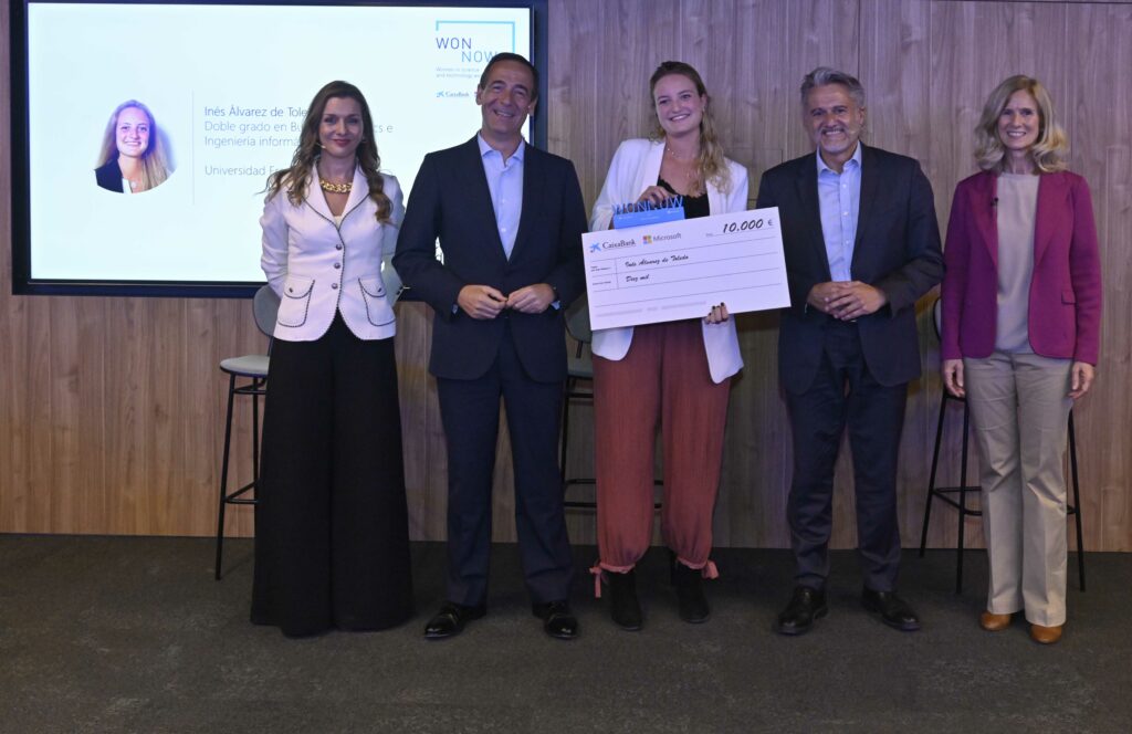 Ines Alvarez de Toledo Madrid 1024x664 Inés Álvarez de Toledo, alumna del doble grado en Business Analytics e Ingeniería Informática de la UFV, galardonada en los Premios WONNOW por CaixaBank y Microsoft | Noticias de Actualidad UFV Estudiar en Universidad Privada Madrid