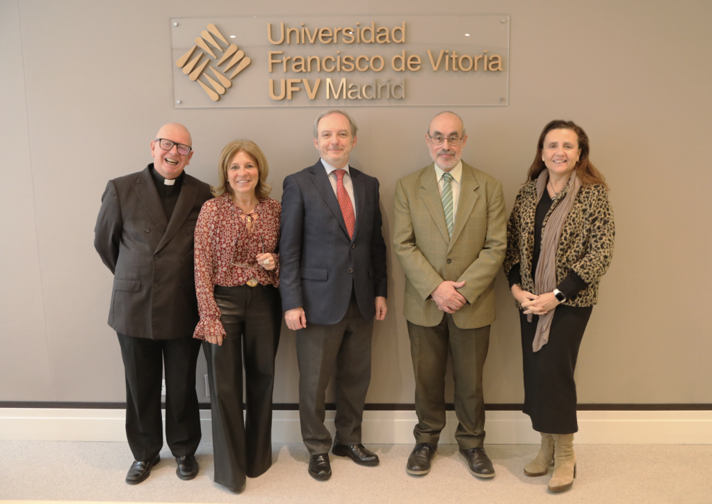 FOTO GRUPO 1024x724 La Universidad Francisco de Vitoria firma un acuerdo de colaboración con la Conferencia Española de Religiosos | Noticias de Actualidad UFV Estudiar en Universidad Privada Madrid