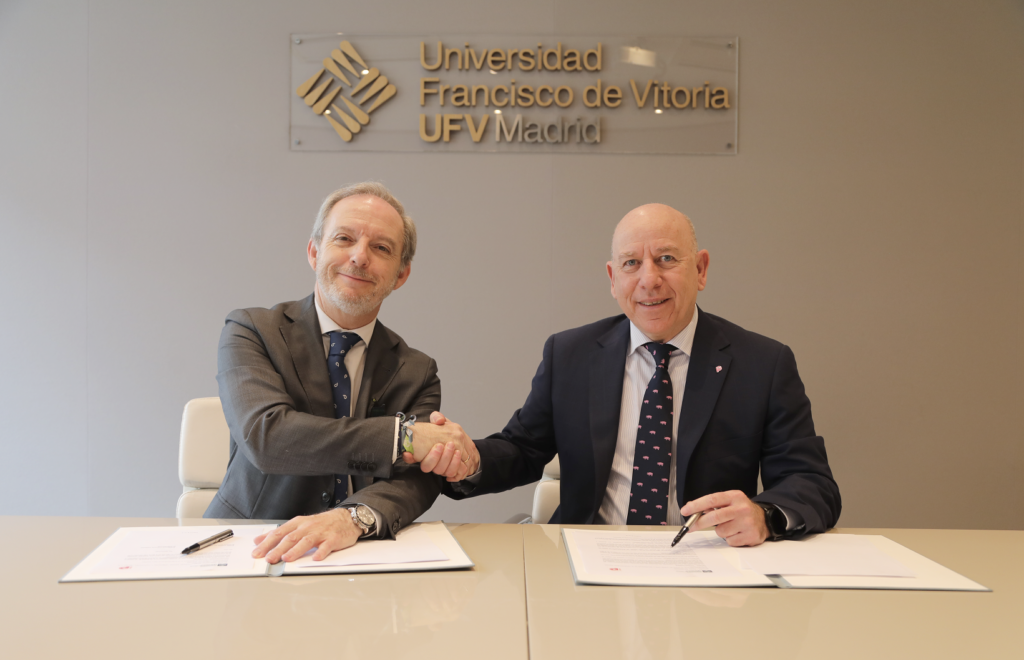 Firma UFV INTERPORC 1 1024x660 La Universidad Francisco de Vitoria e INTERPORC firman un convenio para acercar a los universitarios la realidad del sector porcino e impulsar la investigación y la formación en este sector | Noticias de Actualidad UFV Estudiar en Universidad Privada Madrid