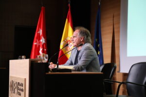 IMG 6456 1 1 300x200 La Universidad Francisco de Vitoria organiza una charla sobre entrenamiento de alto rendimiento con Óscar Ortega, preparador físico del Atlético de Madrid Estudiar en Universidad Privada Madrid