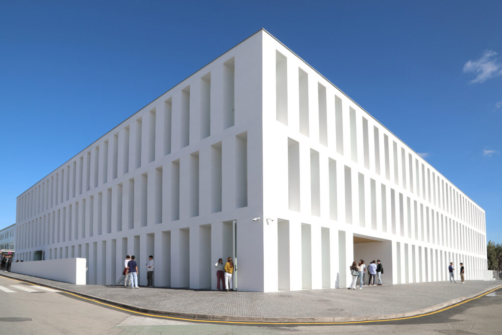 IMG 1329 1 1024x683 La Universidad Francisco de Vitoria inaugura el nuevo Edificio Biblioteca: un espacio integral para la formación, el bienestar y el desarrollo social Estudiar en Universidad Privada Madrid