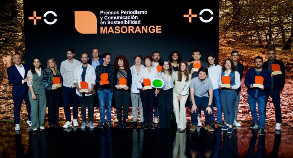 %name Alumnos de la UFV, galardonados en los Premios y Comunicación en Sostenibilidad de MasOrange por su compromiso ambiental a través del videojuego Estudiar en Universidad Privada Madrid