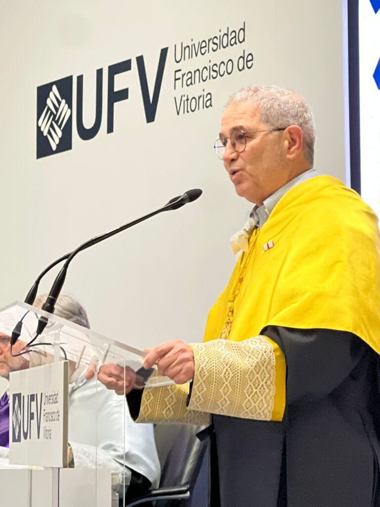 %name Graduación de la Promoción 2025 de la Facultad de Ciencias Experimentales de la UFV: un evento cargado de emociones, valores y excelencia Estudiar en Universidad Privada Madrid