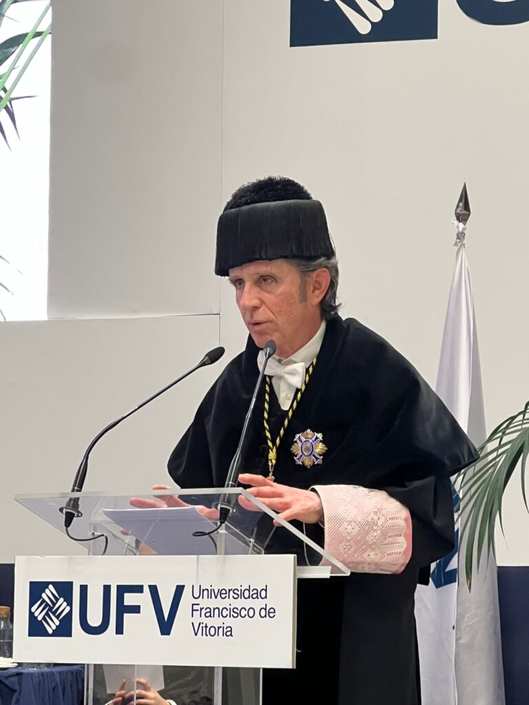 %name Graduación de la Promoción 2025 de la Facultad de Ciencias Experimentales de la UFV: un evento cargado de emociones, valores y excelencia Estudiar en Universidad Privada Madrid