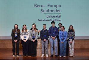 Ganadores Be Talent Programa Becas Europa XX baja 300x202 Los 200 mejores estudiantes de bachillerato de España proponen soluciones innovadoras para paliar las consecuencias de la DANA Estudiar en Universidad Privada Madrid